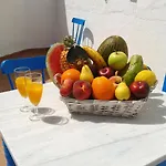 Hébergement de vacances Cozy House In + Terrace *