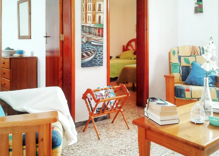 Cozy House In + Terrace El Golfo